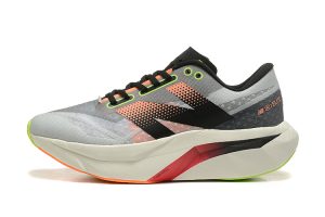 New Balance FuelCell Rebel V4