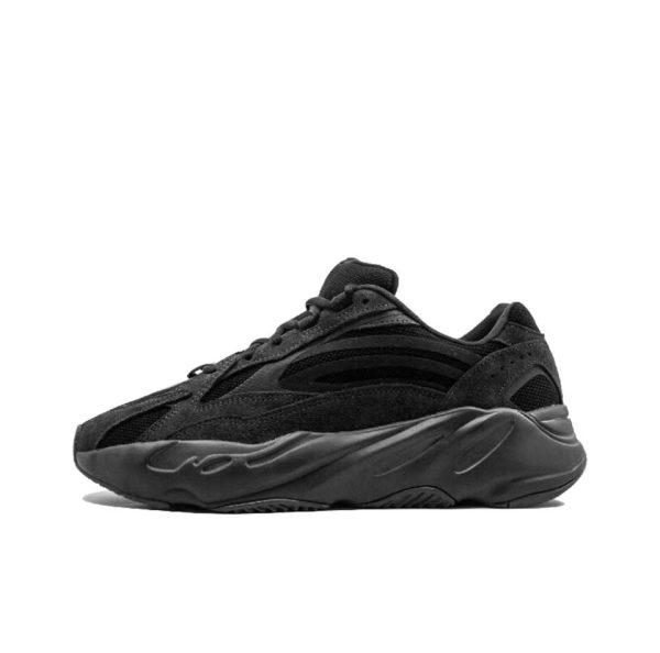 Adidas Yeezy boost 700 V2